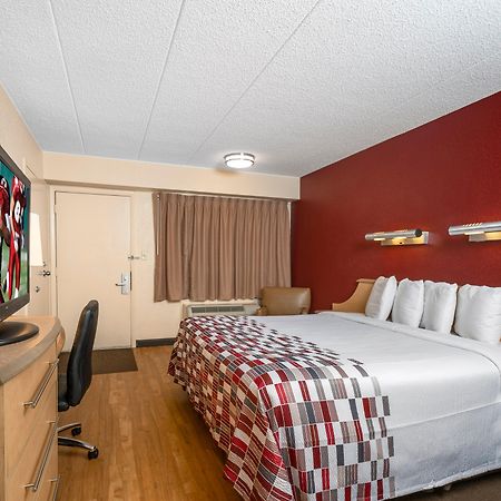 Red Roof Inn Buffalo - Niagara Airport Уилямсвил Екстериор снимка