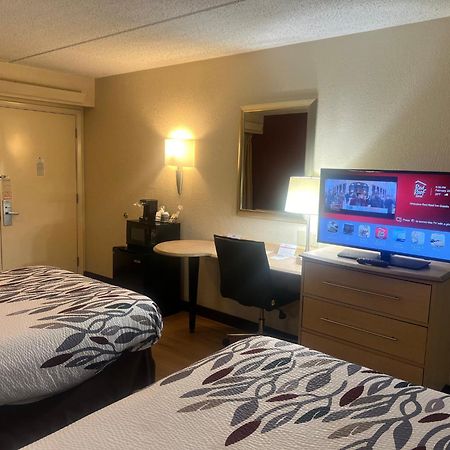 Red Roof Inn Buffalo - Niagara Airport Уилямсвил Екстериор снимка