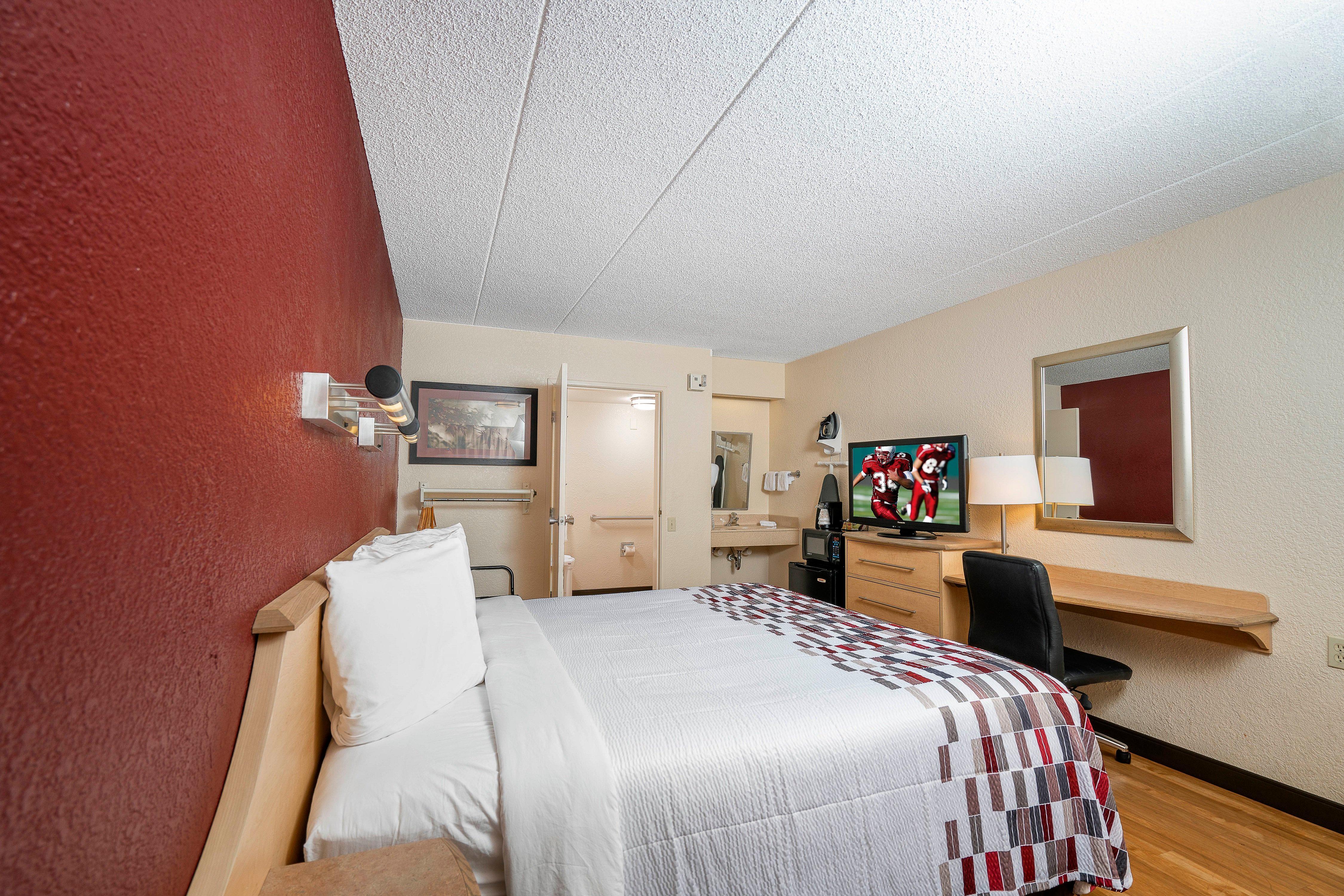 Red Roof Inn Buffalo - Niagara Airport Уилямсвил Екстериор снимка